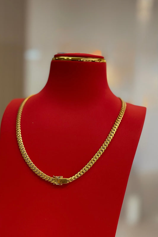 Cadena sólida de mujer